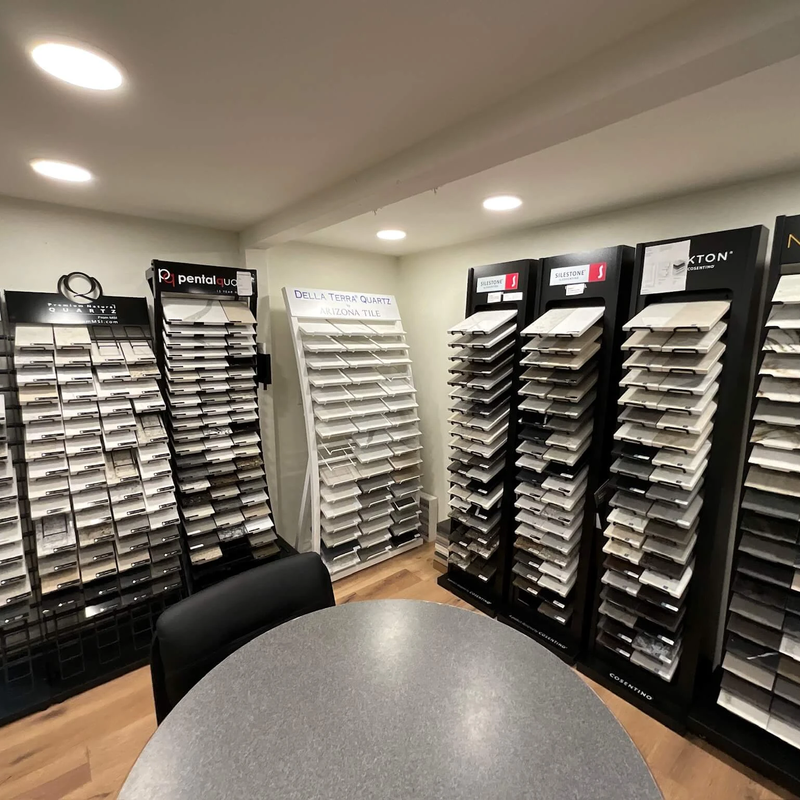Lake-Interiors-Chelan-showroom-11